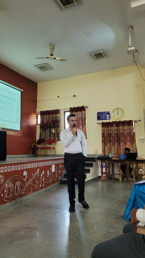 AI and leadership traits